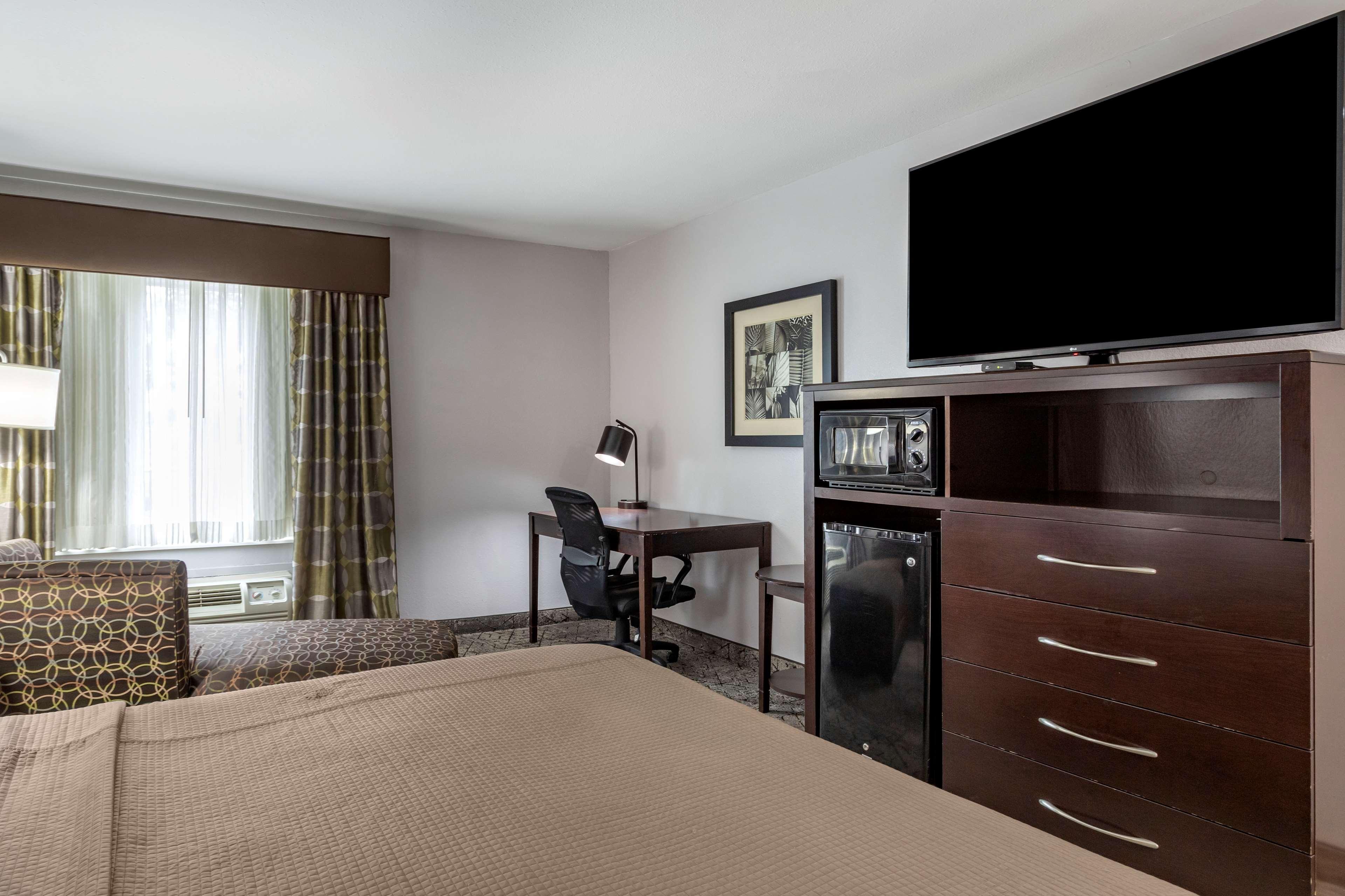 Best Western Oakdale Inn Extérieur photo
