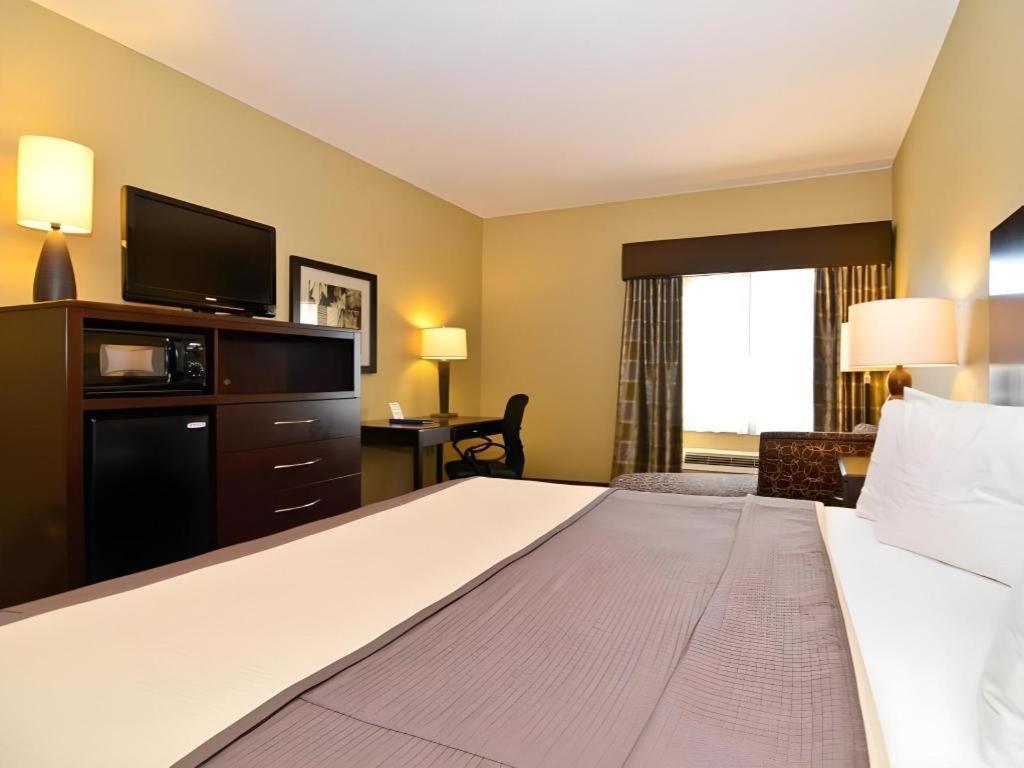 Best Western Oakdale Inn Extérieur photo