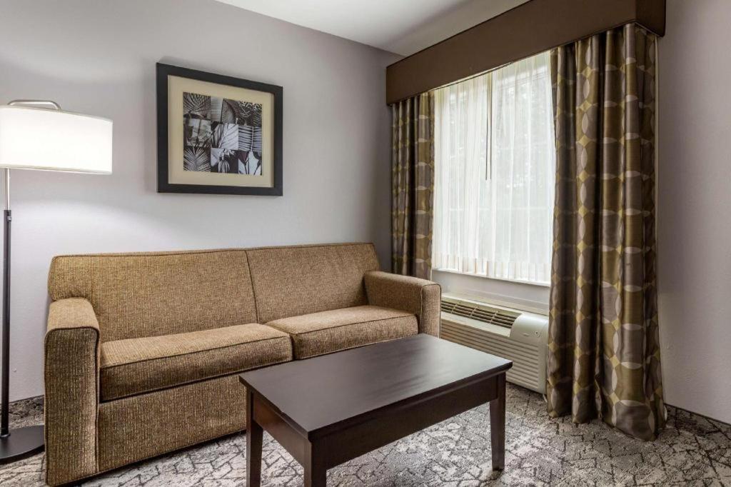 Best Western Oakdale Inn Extérieur photo