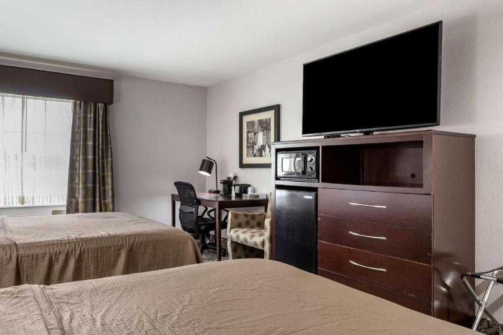 Best Western Oakdale Inn Extérieur photo
